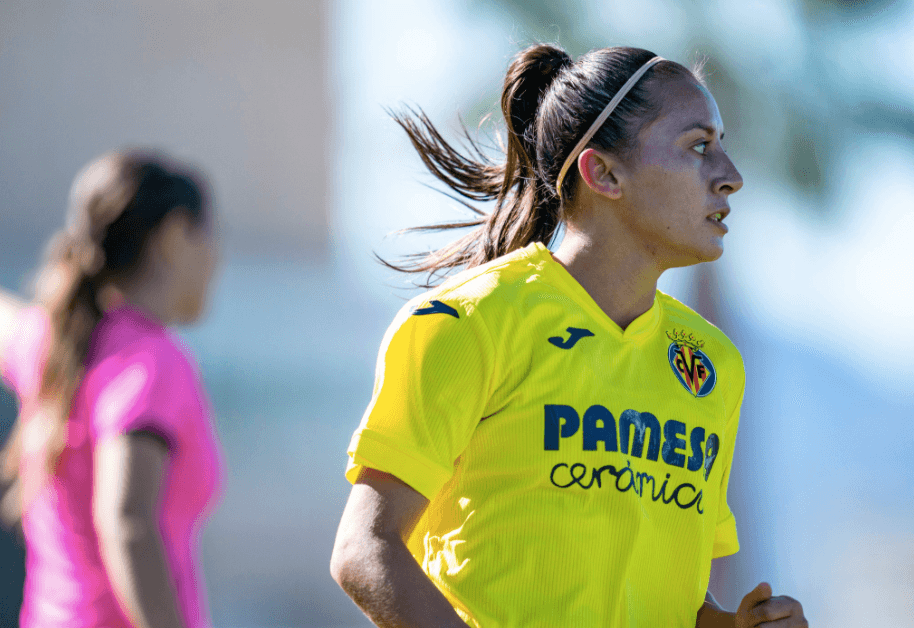 Debuta la mexicana Rubí Soto en el Villarreal