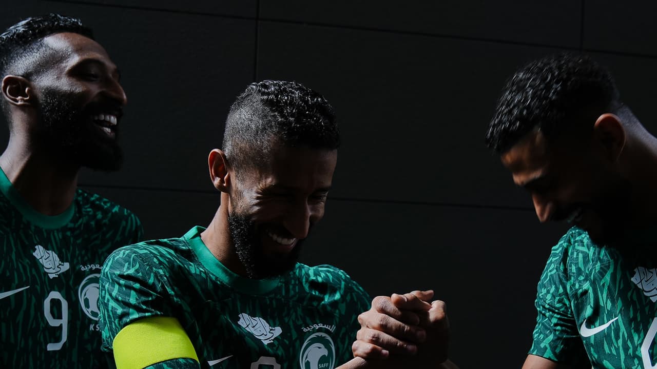 Arabia Saudita presenta su playera de local para Qatar 2022