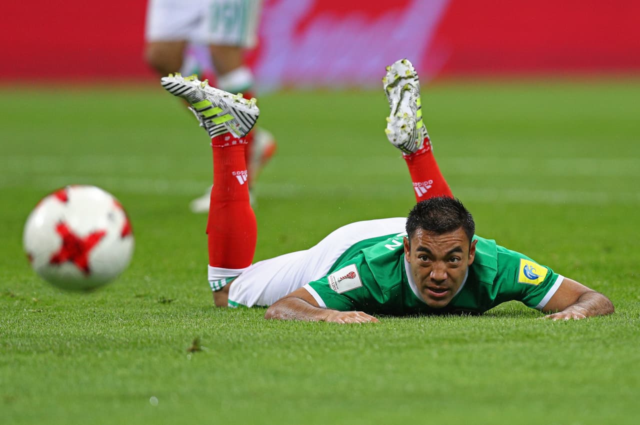 <b>Volante: </b>Marco Fabián: 7.8 millones de dólares (Eintracht Frankfurt)