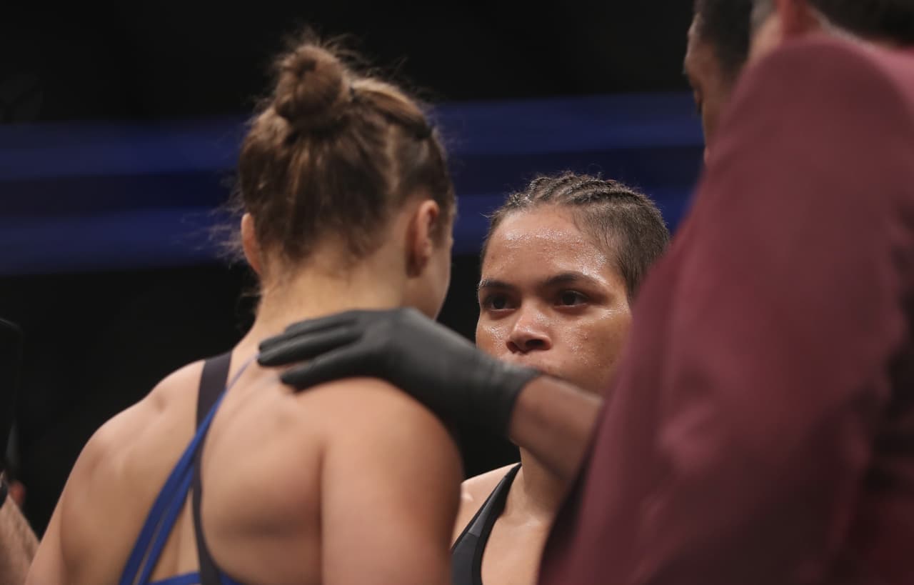 Las Vegas Nevada fue testigo de la debacle de una de las peleadoras de la UFC más grandes de la historia.