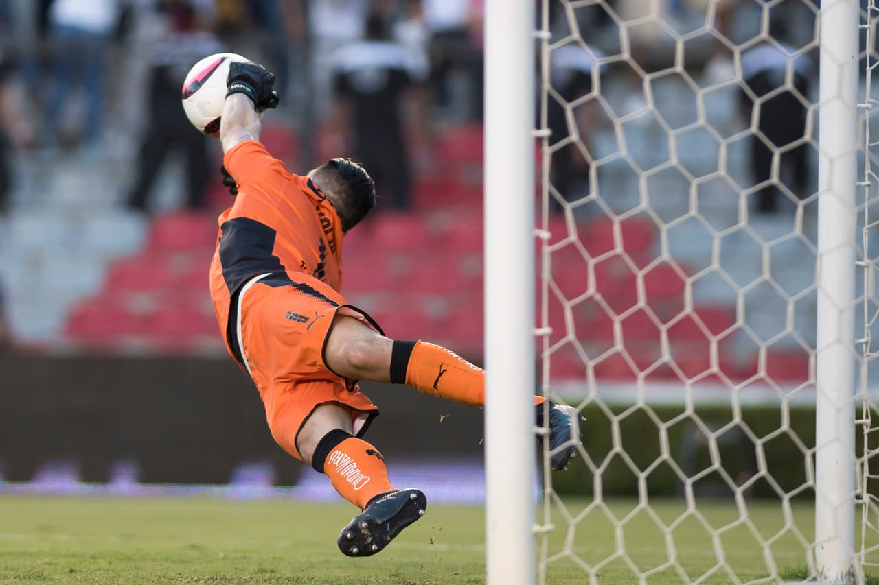 3.- Tiago Volpi: Con 11 puntos totales, el arquero queretano se colocó como el mejor extranjero en su posición.
