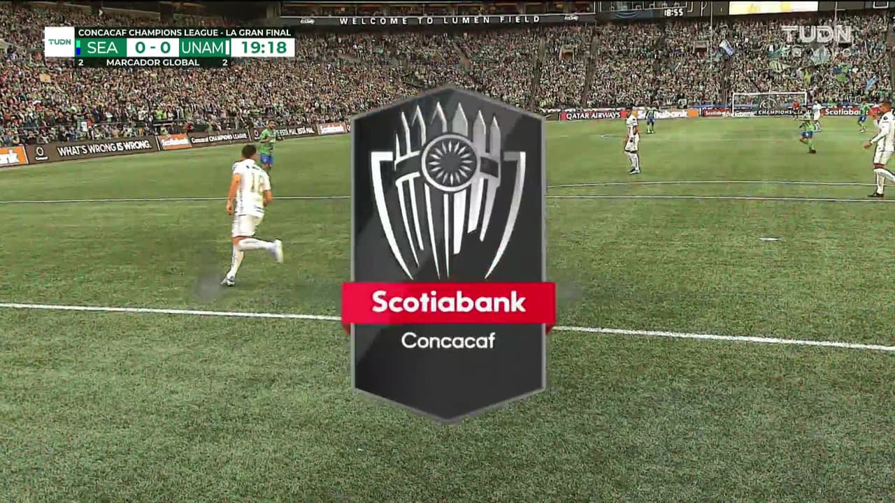 ¡TIRO ATAJADO! disparo por Raúl Ruidíaz.