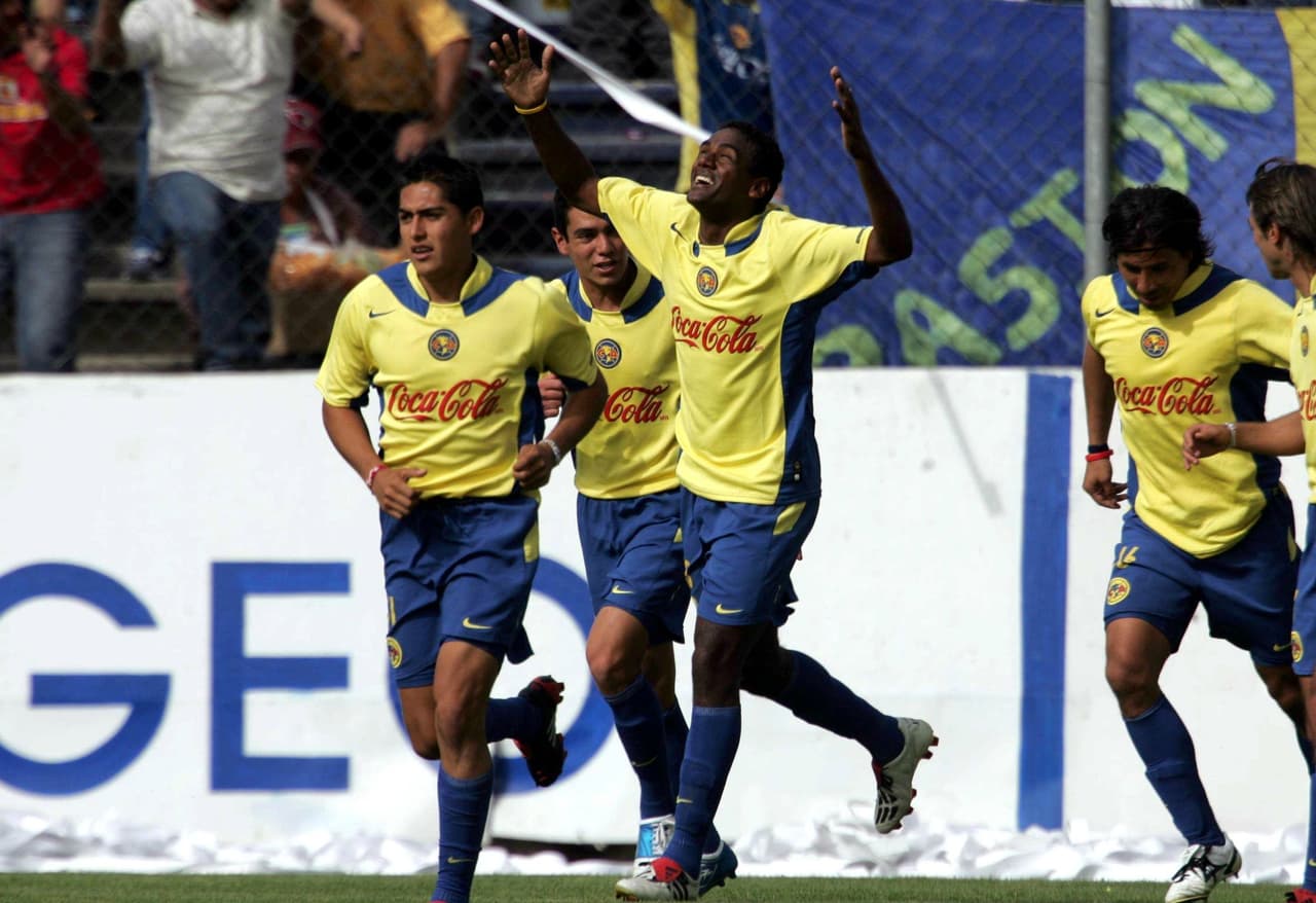 A estos logros y éxitos debemos sumarle el Campeón de Campeones de la temporada 1954-1955, el primero que conseguirían para sumar hasta el momento 5 (1975-1976, 1987-1988, 1988-1989 y 2004-2005).