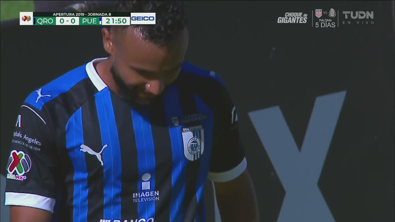 ¡Uff, pasó cerca! Jordan Sierra quedó a nada de anotar