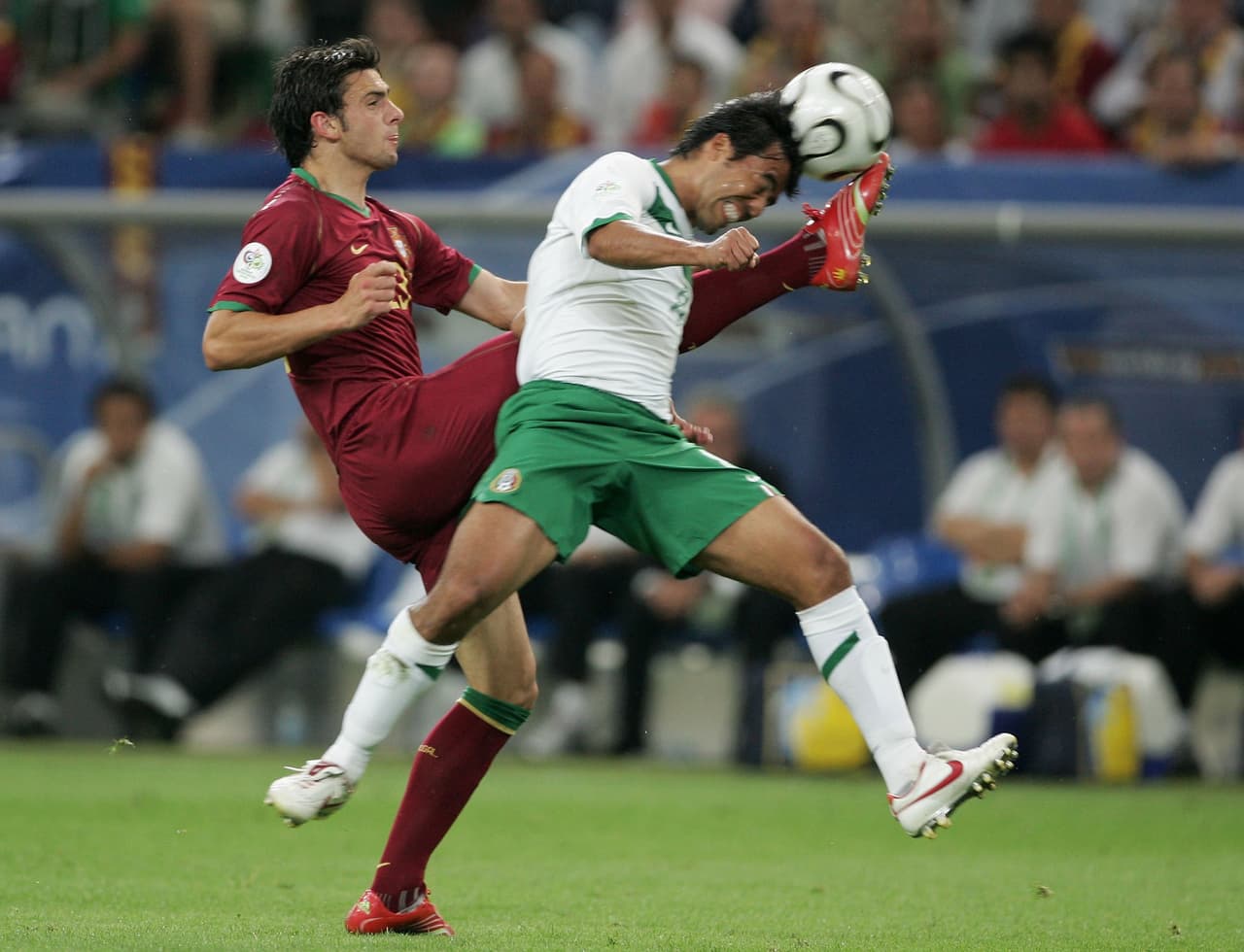 Vale la pena resaltar que Pardo fue múltiple mundialista con México y uno de los jugadores representativos del 
<i>Tri</i>. Aún así en medio de esa Copa América se casó.