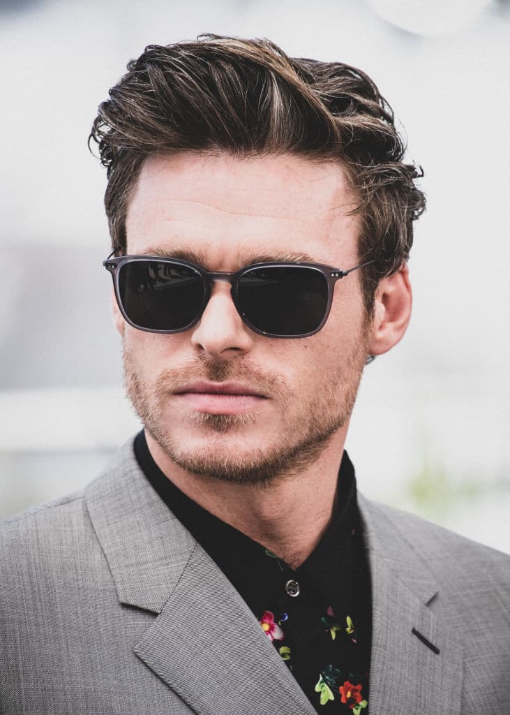 Cuando se le asigna proteger a la ministra Julia Montague, cuya visión política apoya todo lo que él detesta, Budd se encuentra en una encrucijada entre su labor y sus creencias. Aunque él es responsable de su seguridad, quizá ella sea su mayor amenaza.
<br>