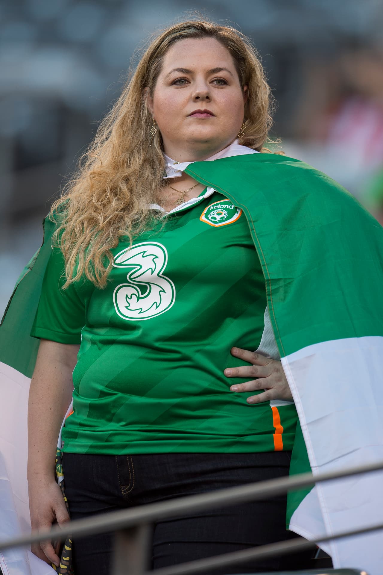 Cuernos, máscaras de lucha libre, maquillaje, banderas y disfraces fue sólo un poco del folclor vivido durante el partido amistoso del Tri.