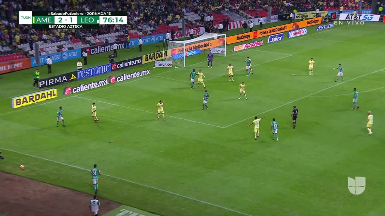 ¡TIRO ATAJADO! disparo por Alejandro Zendejas.