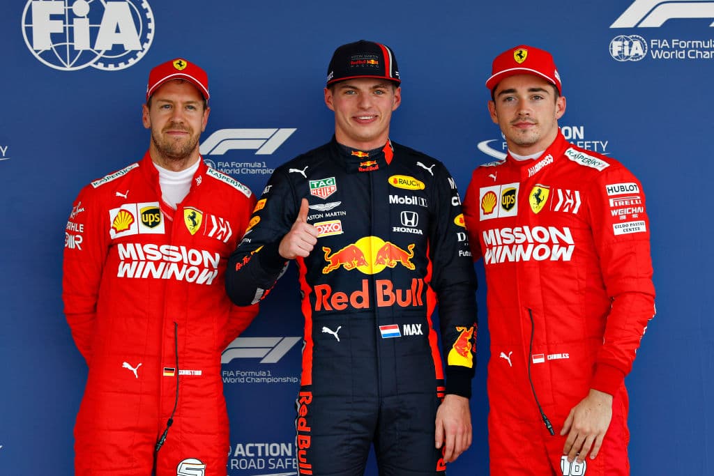 Max Verstappen saldará el domigo en la primera posición y por detrás vendrá Ferrari con Leclerc en la segunda posición y Vettel en la tercera.