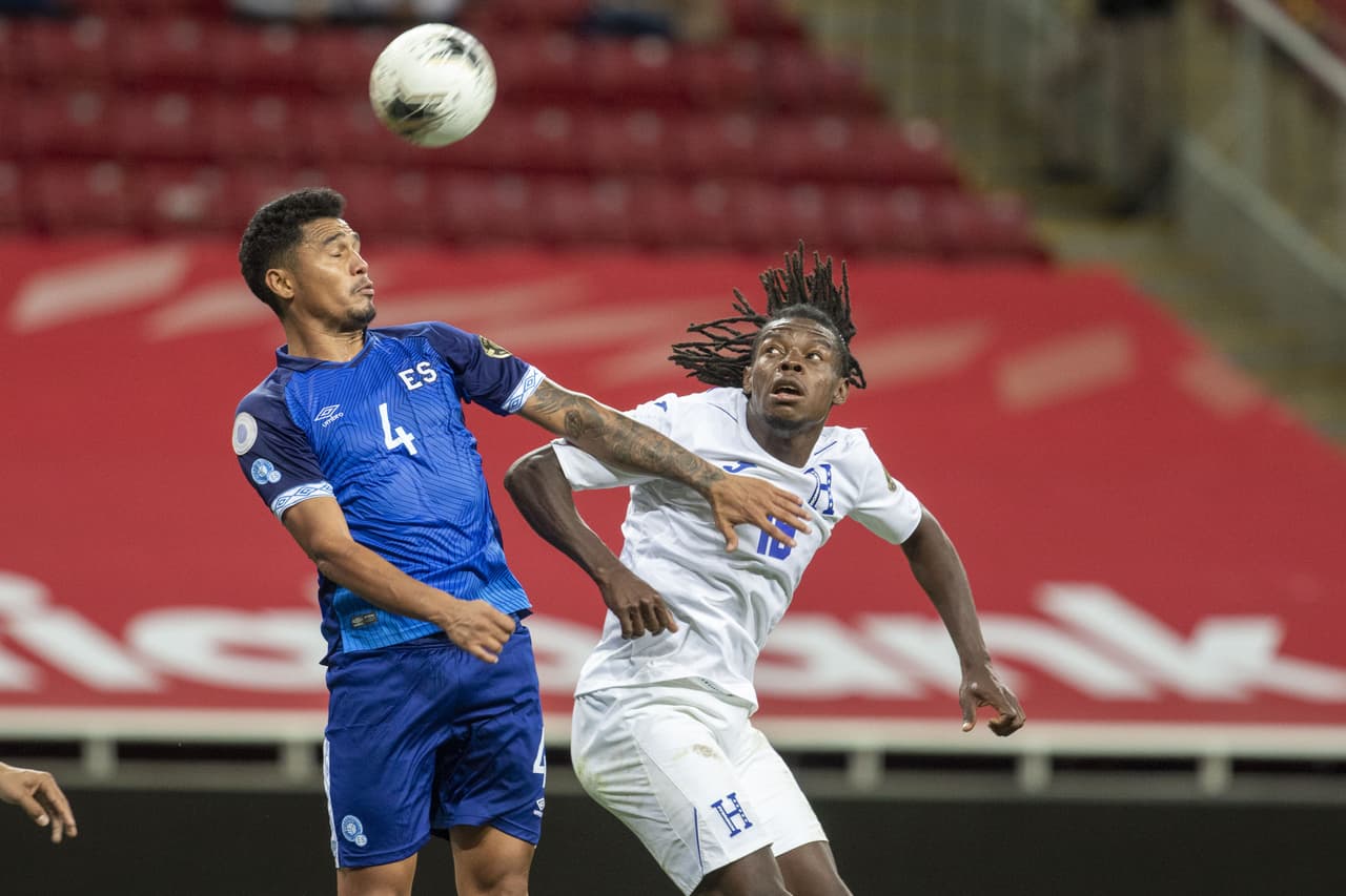 Marvín Márquez y Douglas Martínez fueron los encargados de anotar en el entretenido empate entre la selección de El Salvador y Honduras.