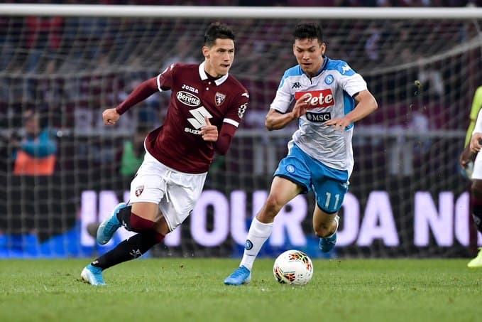 El Torino poza sus ojos en Belotti y lo ficha por 8.5 millones de euros. En la temporada 2015/16 hace una marca de 12 goles.