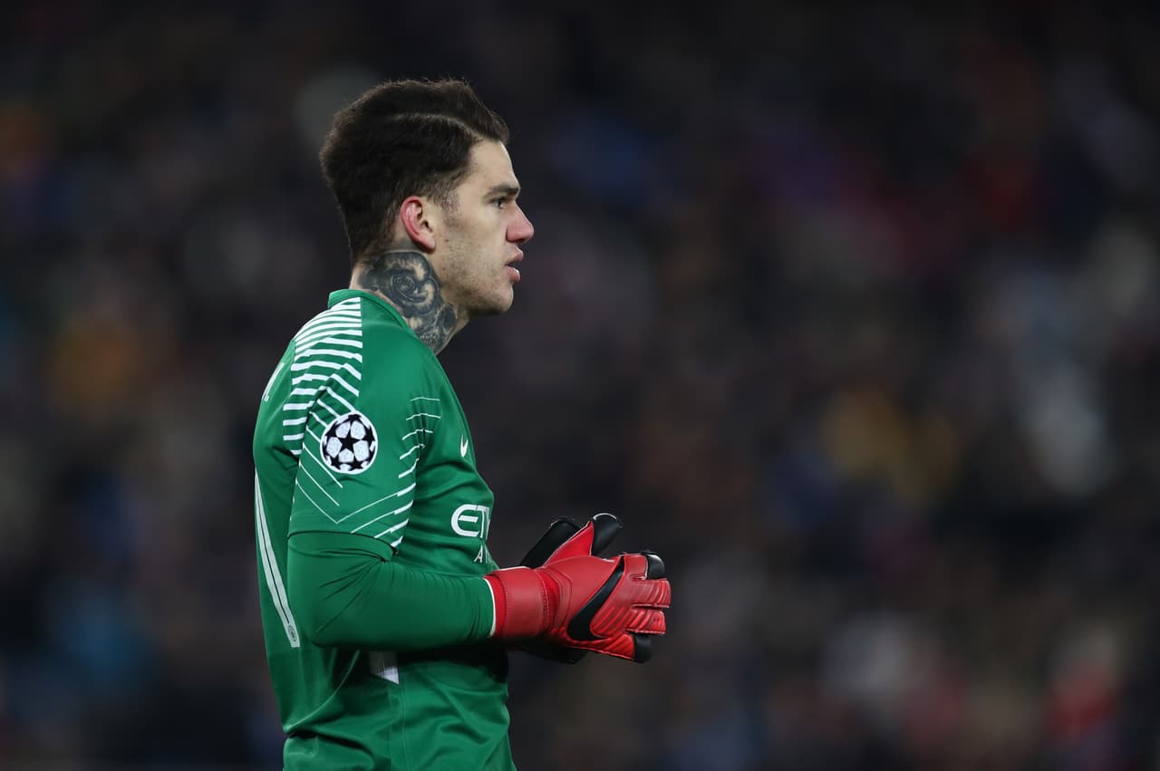 <b>4. Ederson Moraes - </b>también brasileño, el arquero del Manchester City llegó como figura al fútbol ingles desde el Benfica de Portugal.