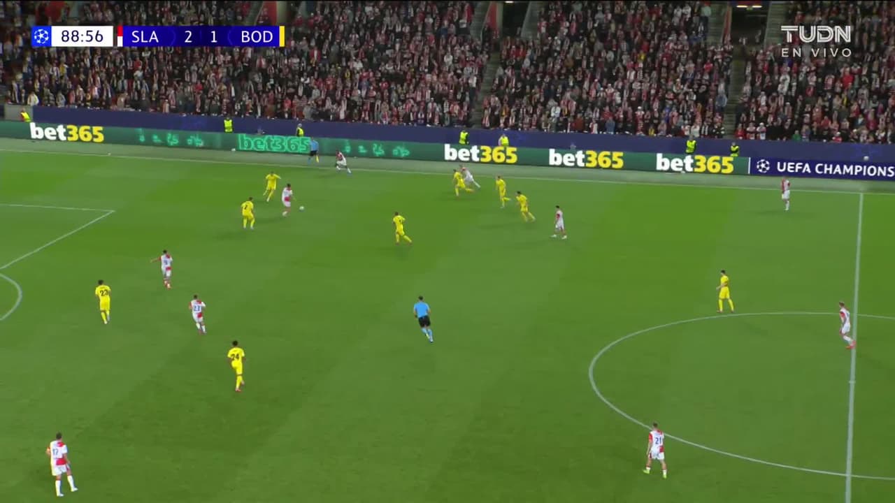 ¡TIRO ATAJADO! disparo por Andreas Helmersen.