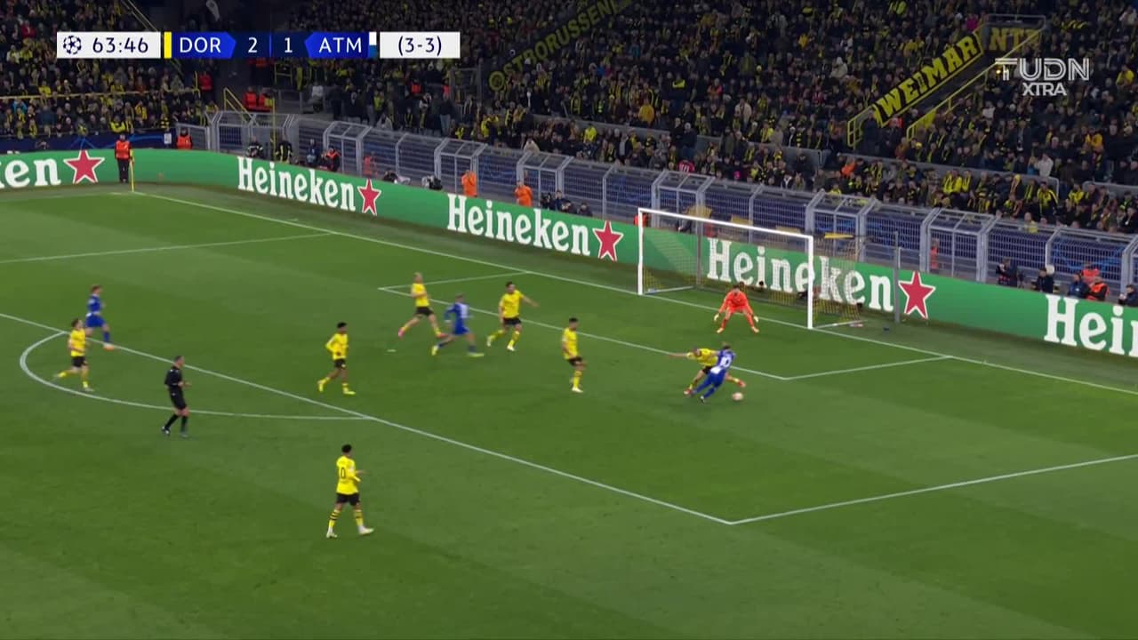 ¡GOL!  anota para Atlético de Madrid. Ángel Correa