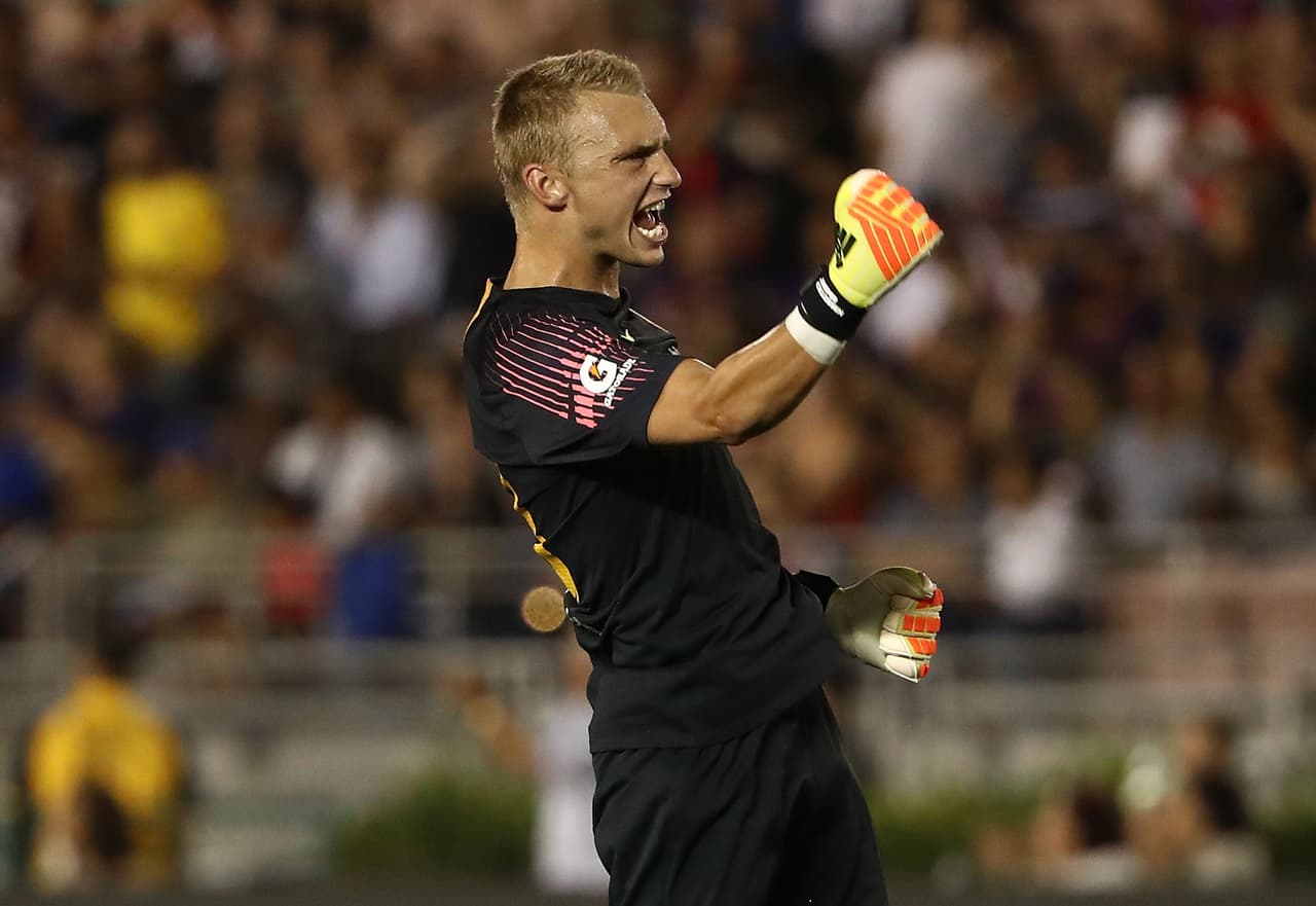 Jasper Cillessen se cansó de la falta de minutos en el F.C. Barcelona por lo que le habría pedido a su representante que escuche ofertas para buscar nuevos aires.