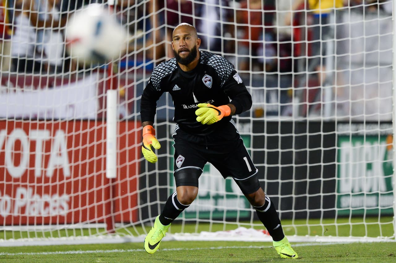 20) Tim Howard - El estadounidense cierra la lista de los 20 futbolistas más valiosos como marca deportiva. El arquero, que estuvo 13 años en la Premier League, es uno de los más respetados en su puesto a nivel mundial y con 38 años es una de las figuras que tiene contrato con Nike.