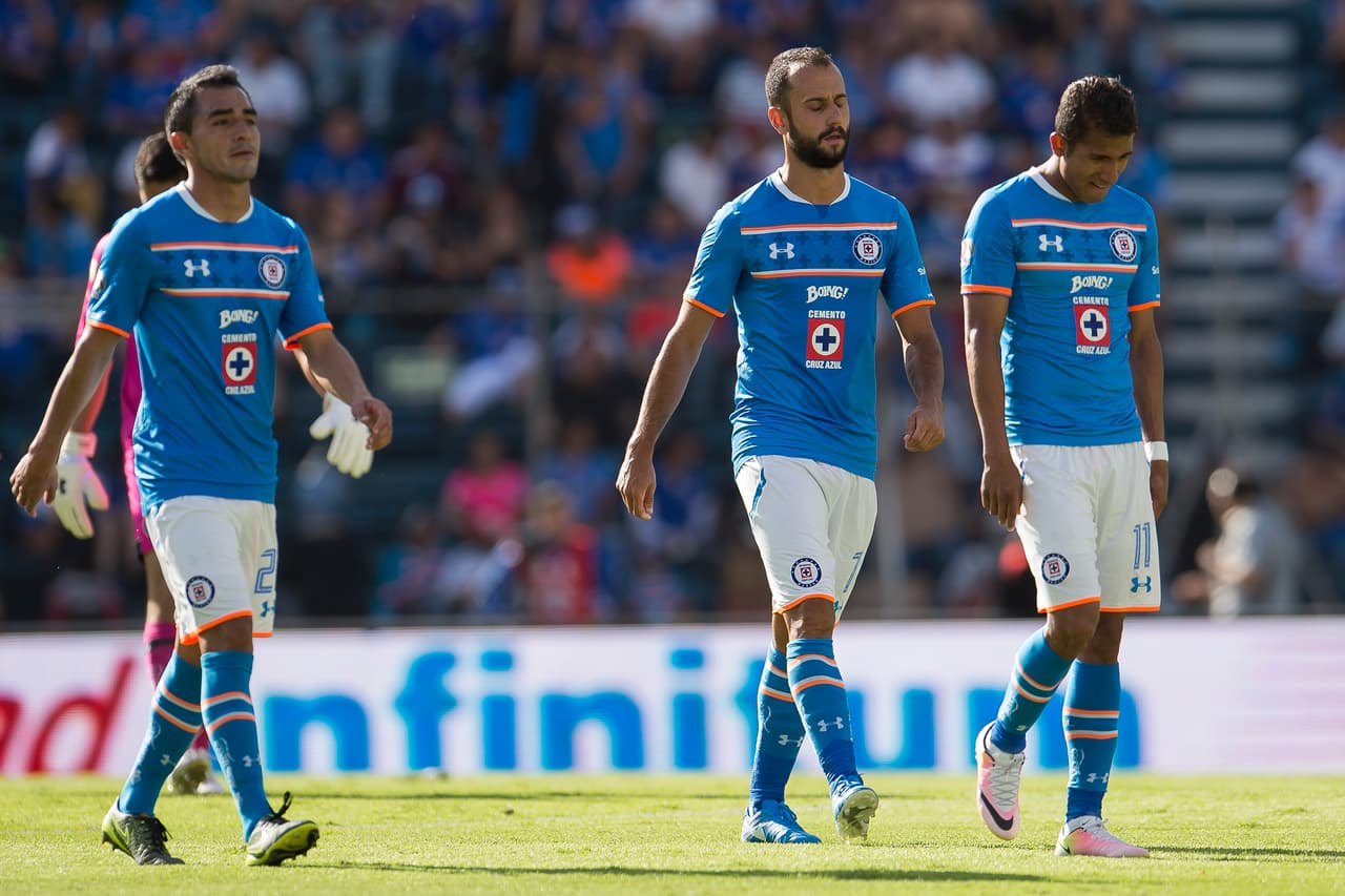 Cruz Azul volvió a decepcionar