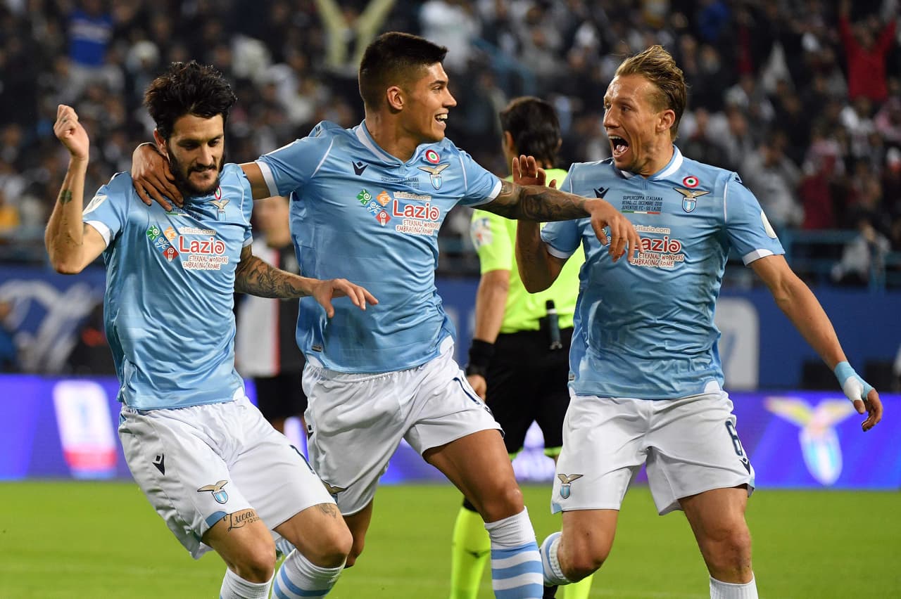 Romero (16’) abrió el marcador y Dybala (45’) empató para dar esperanza a los de Turín. Lulic (73’) marcó el segundo para Lazio y Danilo Cataldi (94’) cerró la cuenta para el 3-1 final.