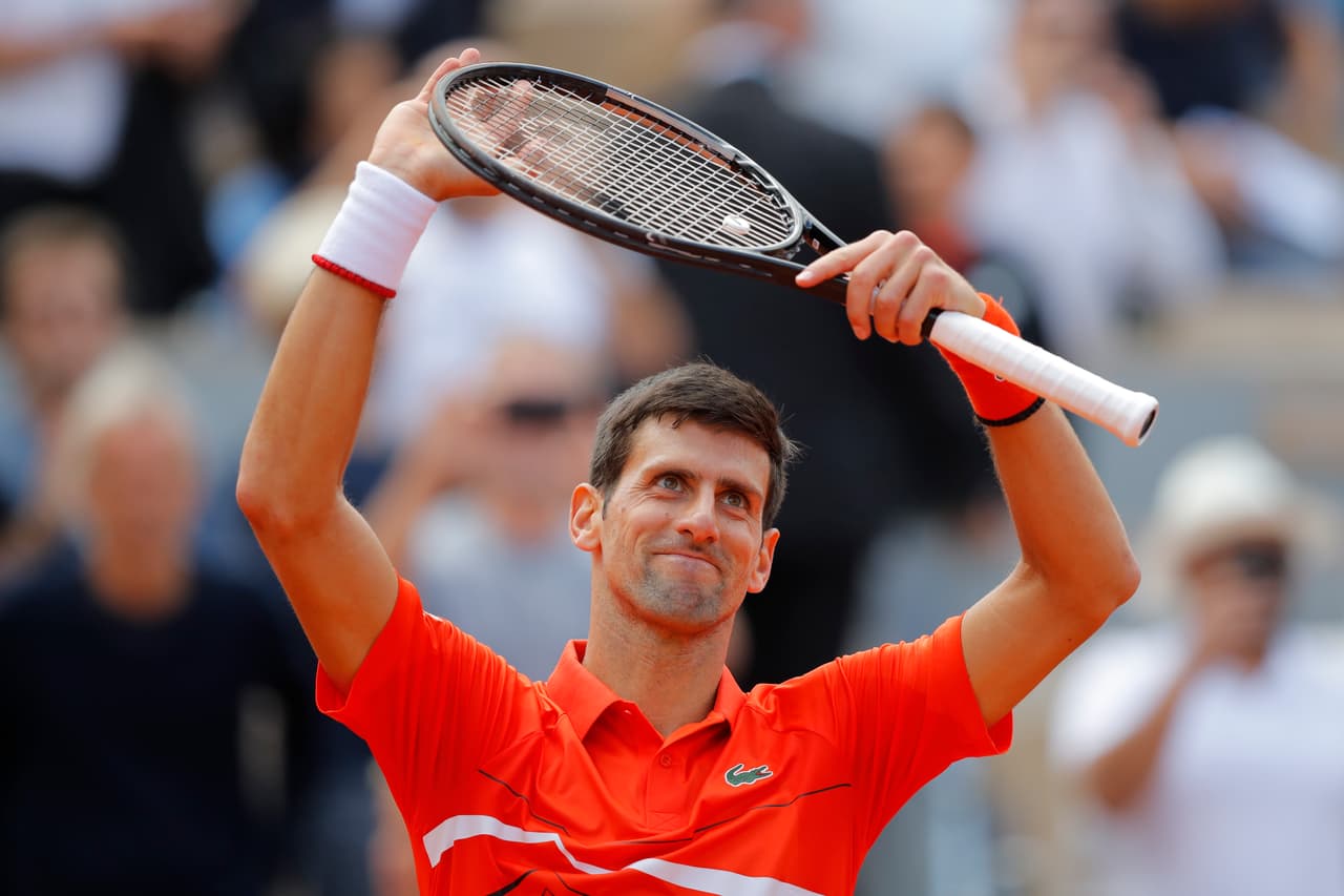 El serbio Novak Djokovic se impuso 7-5, 6-2, 6-2 contra el alemán Alexander Zverev en los Cuartos de Final de Roland Garros, en donde vive una 'contrarreloj' de muchos partidos en pocos días si es finalista.