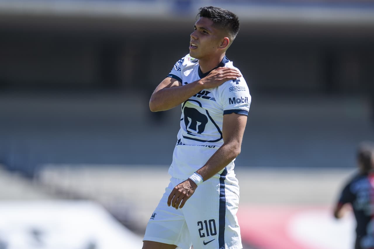 Emanuel Montejano, baja de último momento en Pumas