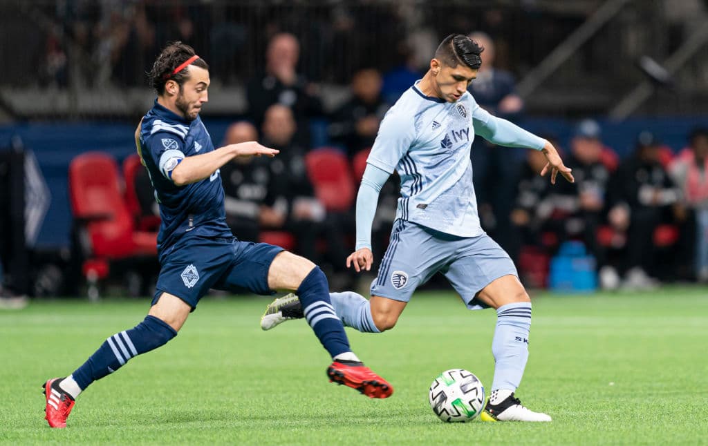 Alan Pulido supera las expectativas en el Sporting Kansas City