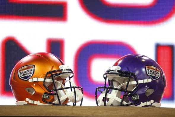 La Conferencia Nacional se impuso a la Conferencia Americana en el Tazón Latino IX y Hristo Stoichkov, para sorpresa de todos, fue reconocido como el MVP del juego, disfruta aquí de las mejores imágenes (Foto: Mario Castillo).