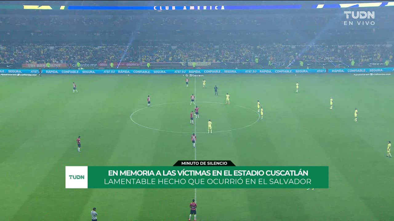 Arranca el partido y la pelota está en juego.