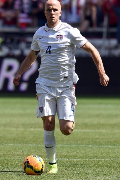 Michael Bradley. Posición: Mediocampista. Fecha de nacimiento: 31 de julio de 1987 (26 años). Club: Toronto FC, (Canadá) juega en la MLS.