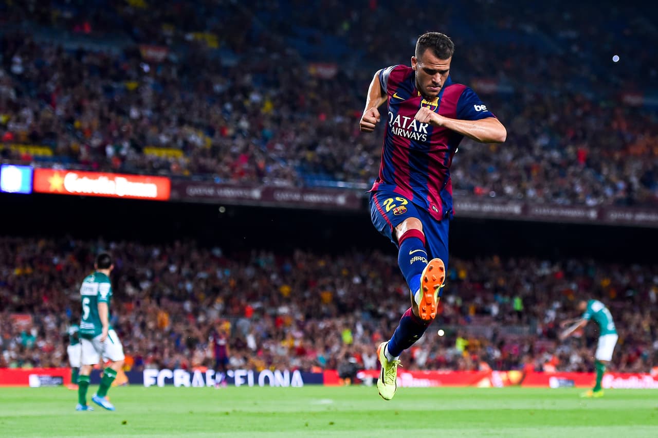 Sandro es uno de los últimos canteranos que no funcionó. La falta de gol lo ha ido alejando de buenos proyectos y busca resurgir en el Real Valladolid.