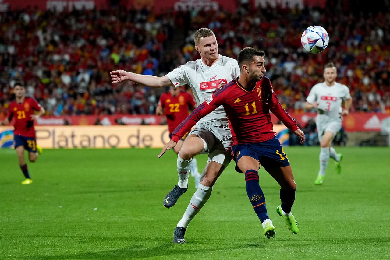 España sufrió una dolorosa derrota ante Suiza y dejó escapar la posibidad de depender de sí mismos para clasificar al Final Four.