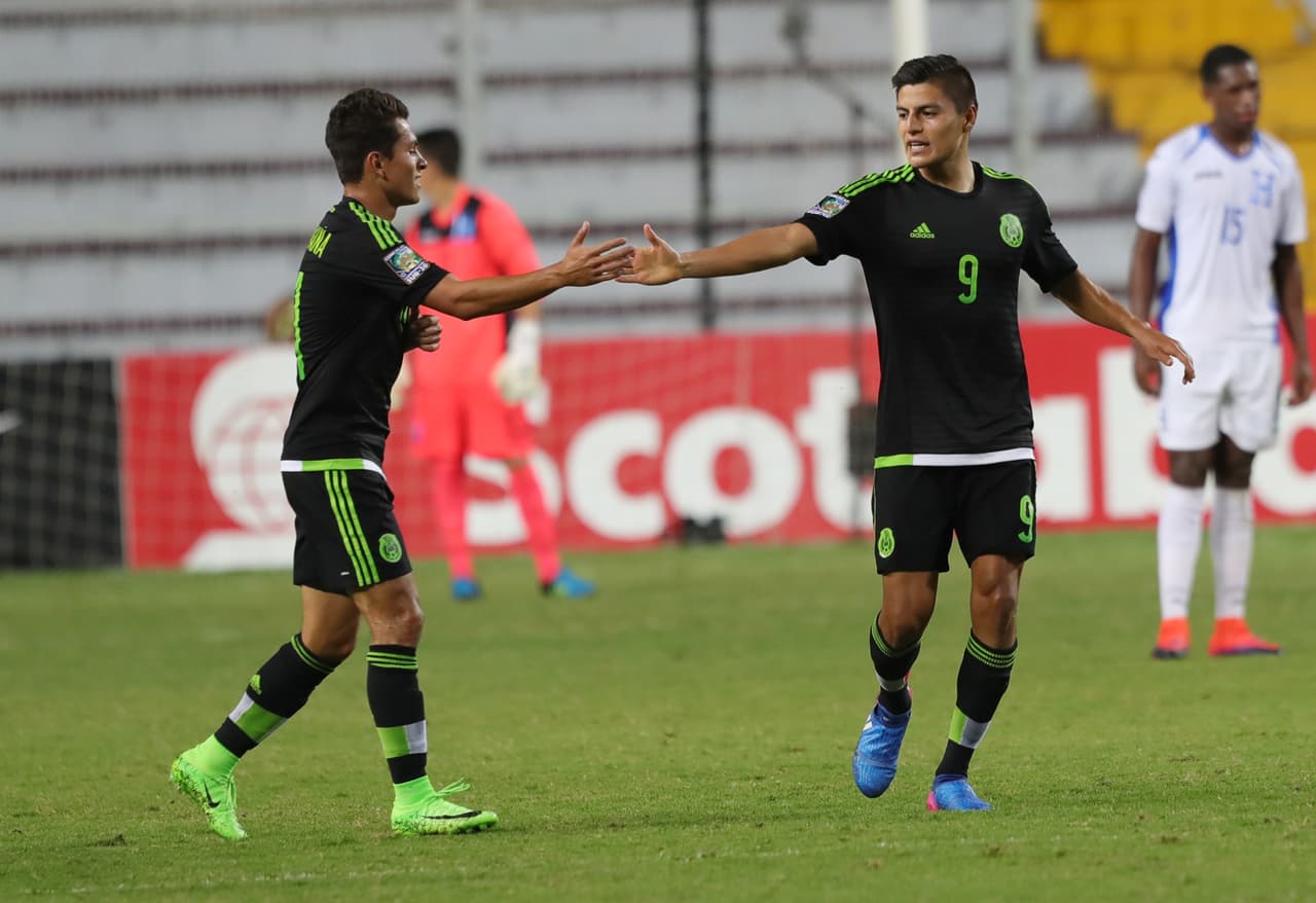 Los dos primeros puestos de cada triangular obtendrán los cuatro boletos de la Concacaf al Mundial. Los líderes de cada triangular jugarán la final el próximo 5 de marzo para definir al campeón de la Concacaf.
