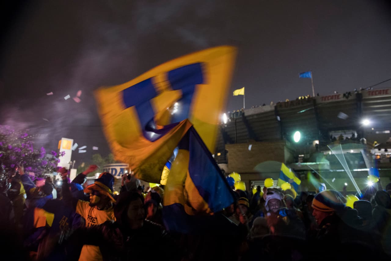 El color en la casa de los felinos norteños nos deja ver la pasión por el Clásico Regio en la final del Apertura 2017.