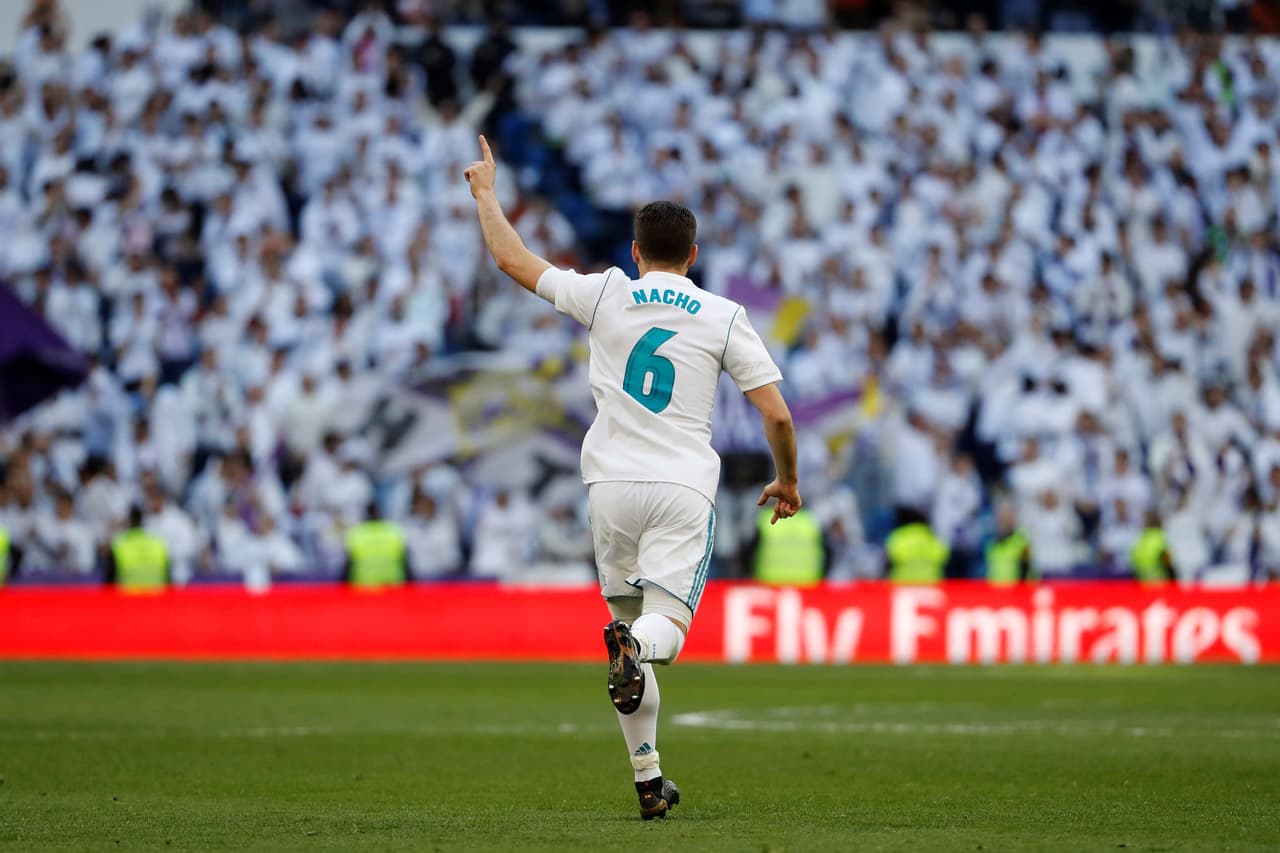 El defensor combinó con Marcelo por la banda izquierda y con el borde interno remató de primera, en el área, para superar a Rubén, que ya se había salvado por lo menos cuatro veces claras.