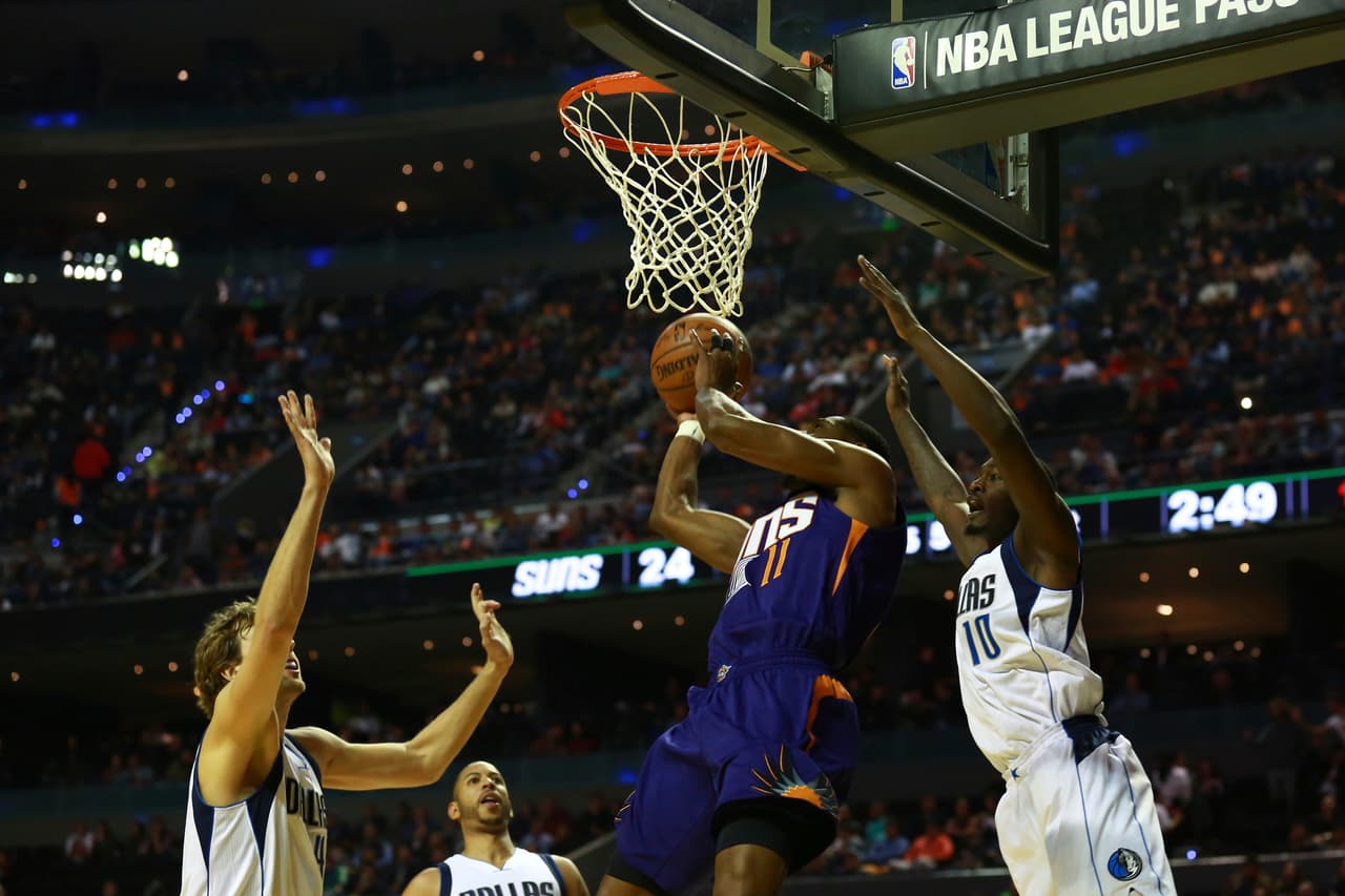 El primer encuentro de la NBA en México sucedió el 27 de octubre de 1992. Los Houston Rockets vencieron a los Dallas Mavericks 104-102.