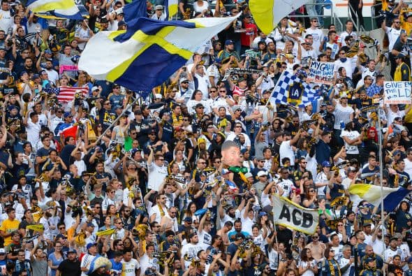 La MLS vuielve ocupar la novena posición. El soccer es ya uno de los deportes favoritos de los estadounidenses. Los partidos de la MLS se llenan en un promedio del 92% de capacidad, solo por detrás de Alemania e Inglaterra.