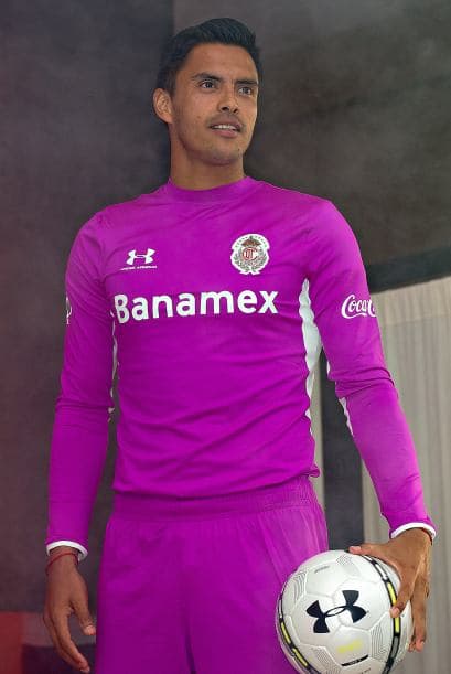 Toluca presentó su nueva línea de uniformes para el Apertura 2014 donde espera ser protagonista y levantar un nuevo título.