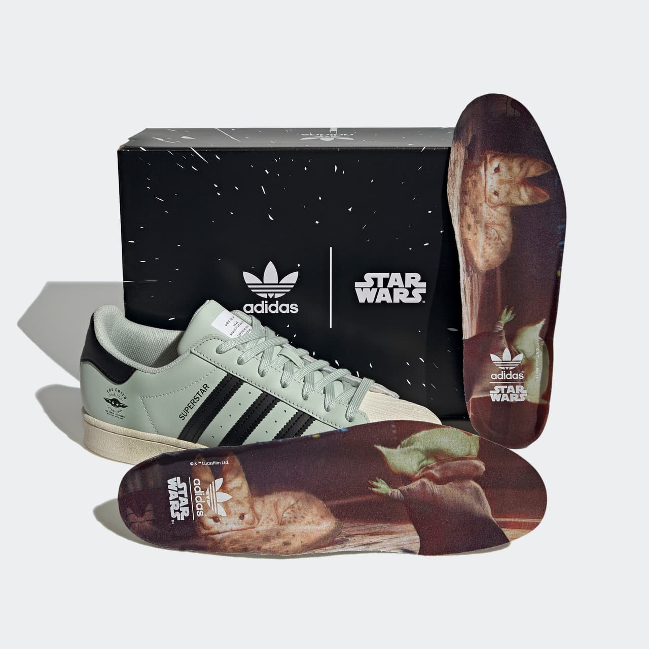 adidas Originals se ha asociado con socios creativos deStar Wars, para presentar una colección temática específicamente en torno a 'The Mandalorian'.