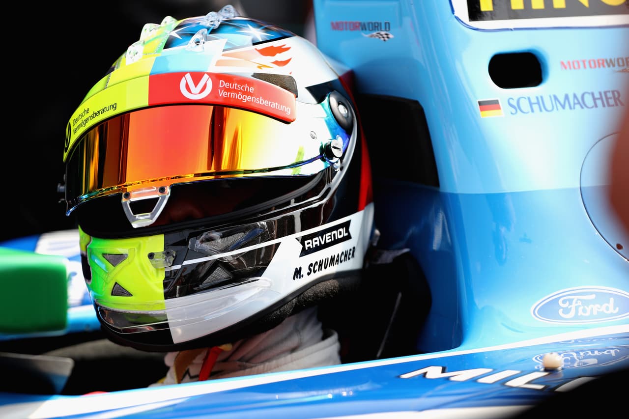 El mundo del automovilismo se emocionó al revivir a 'Shumi' en su propia sangre, cuando Mick Schumacher, su hijo, estuvo en un homenaje en Bélgica. Su familia repite que mantiene la esperanza.