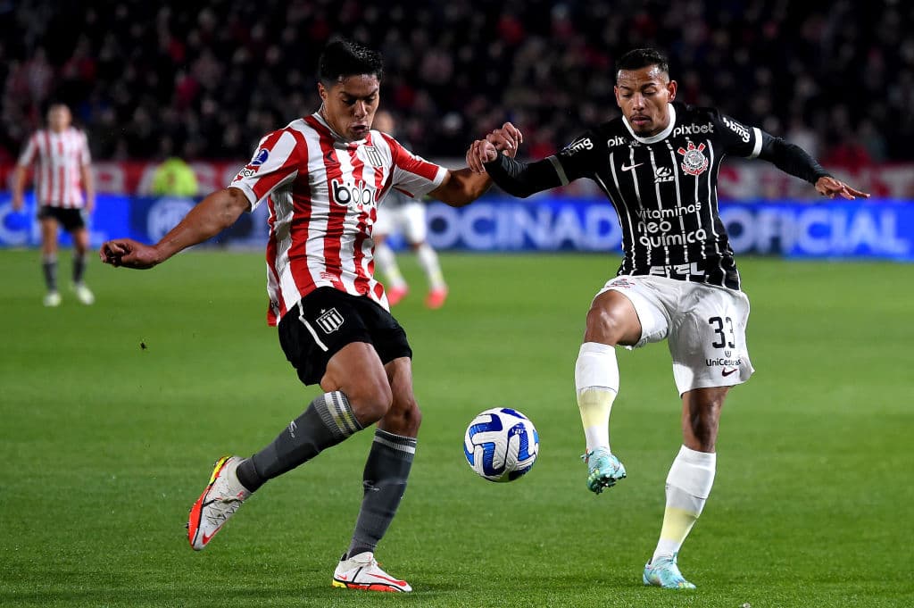 Santiago Núñez llora al anunciar que ficha con Santos