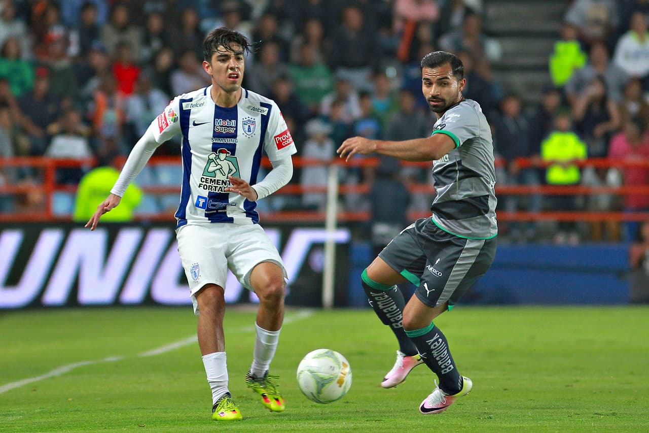 Ya contando lo hecho en lo que va del Clausura 2016, el 'Guti' 77 partidos en la Liga MX que le han dado un total de 6 mil 140 minutos y nueve goles.