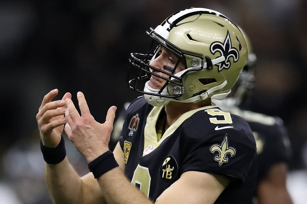 Drew Brees es el líder de la ofensiva de New Orleans y ya guió a esta franquicia a ganar un Super Bowl. En 2018 amasó 3992 yardas con 32 touchdowns, sexto en la Liga en este rubro.