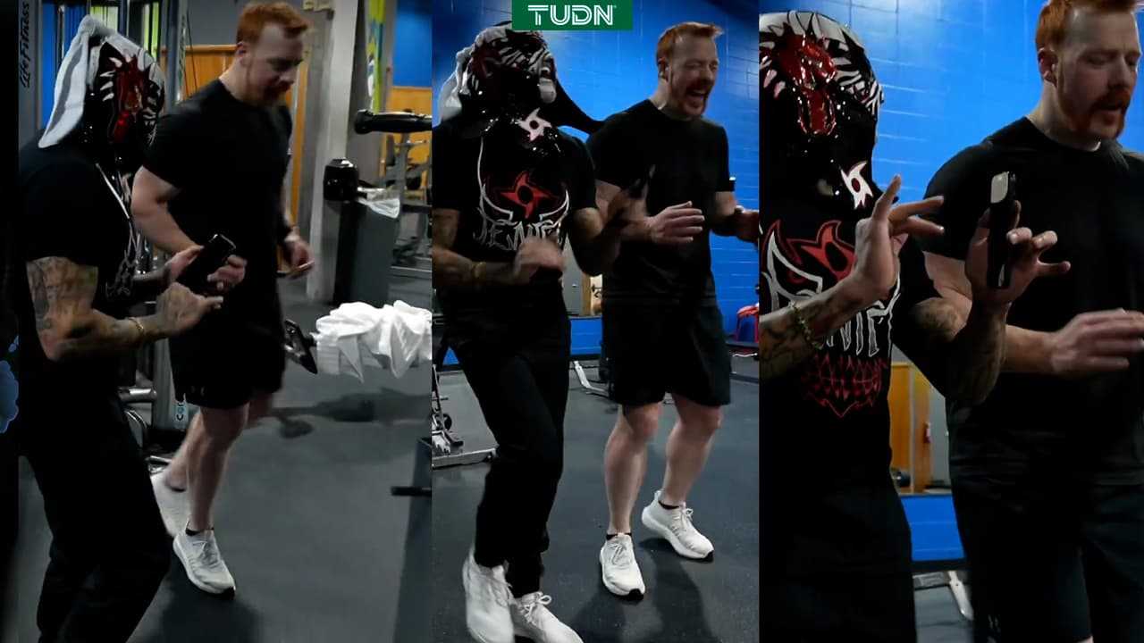 ¡Épico! Penta enseña a bailar salsa a superestrella de WWE