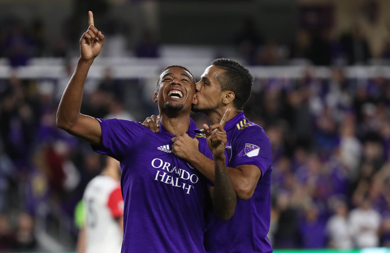En tiempo de descuento, el brasileño Stefano Pinho consiguió el tanto del empate para 'los Leones' de Orlando, quienes jugaron todo el segundo tiempo con 10 futbolistas. (USA Today Images)