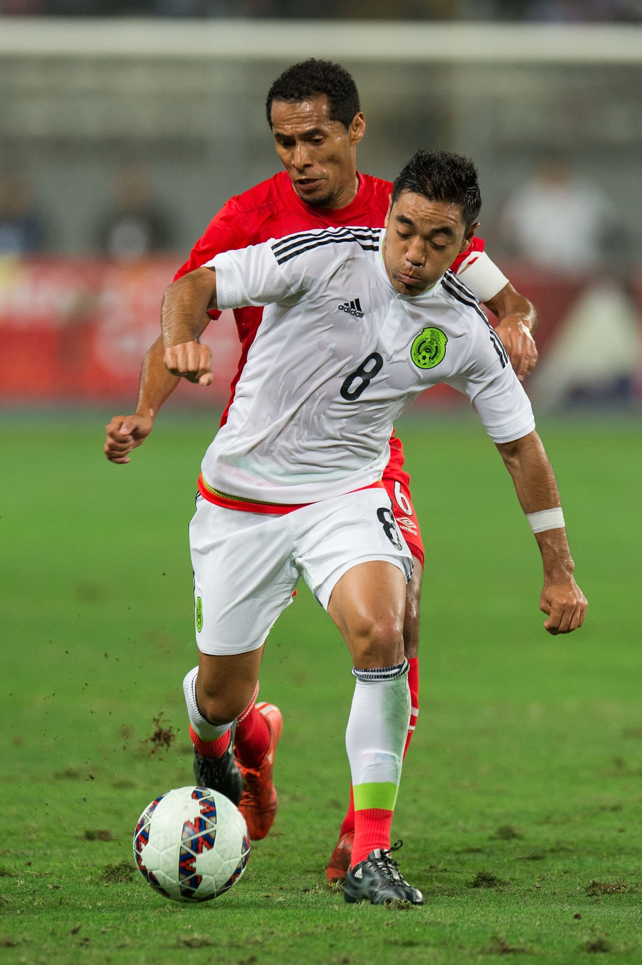 Marco Fabián, CALIFICACION 6: Al igual que Medina, el jugador de Chivas no brilló y pasó sin pena ni gloria los pocos minutos que tuvo en la cancha.