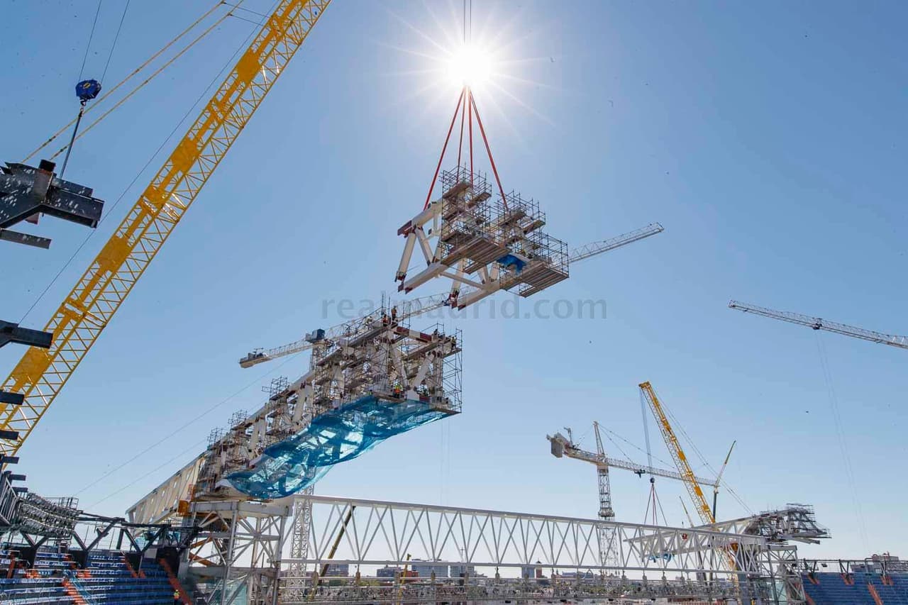 Las obras del Santiago Bernabéu continúan a marchas forzadas y ya se comienzan a completar estructuras importantes de la remodelación.