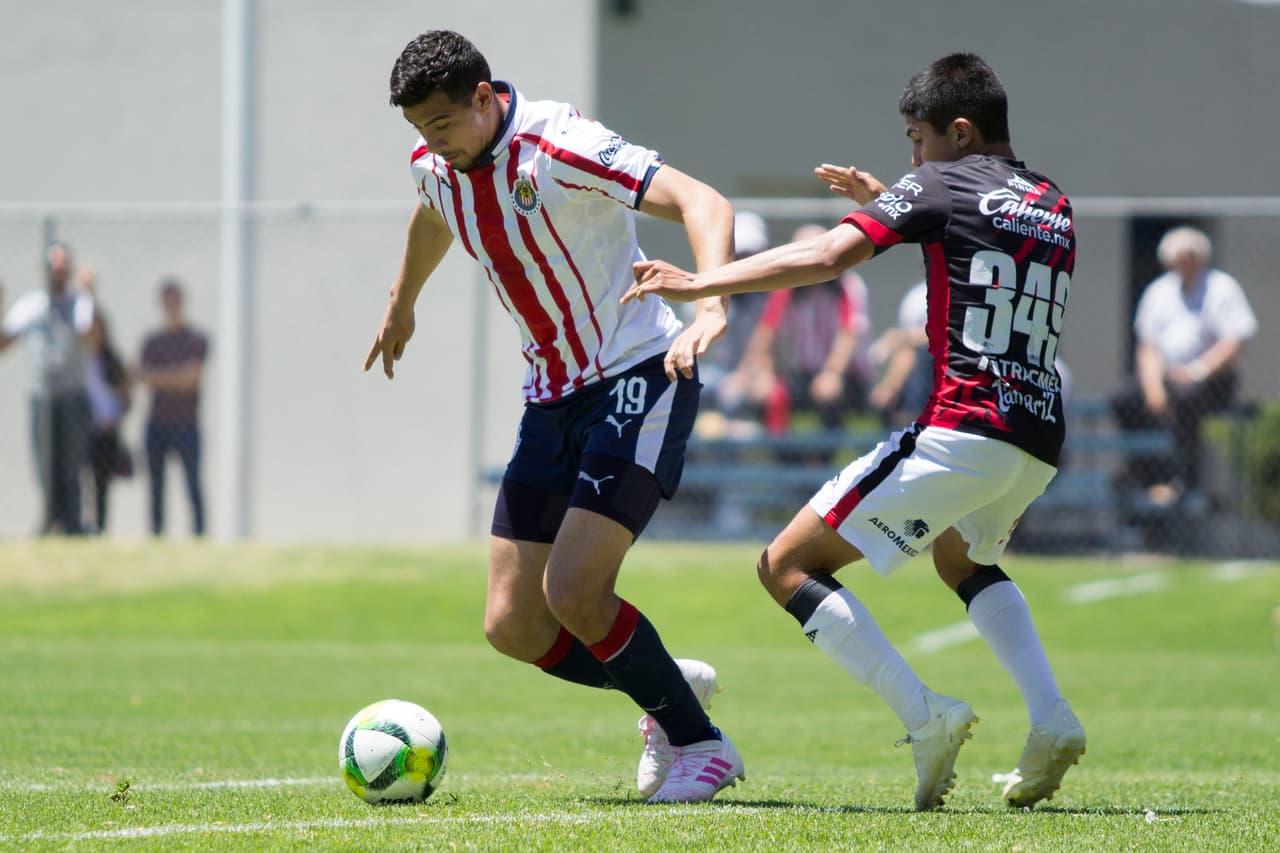 Chivas ya tuvo los primeros cambios; jugadores de primer equipo van a la 20