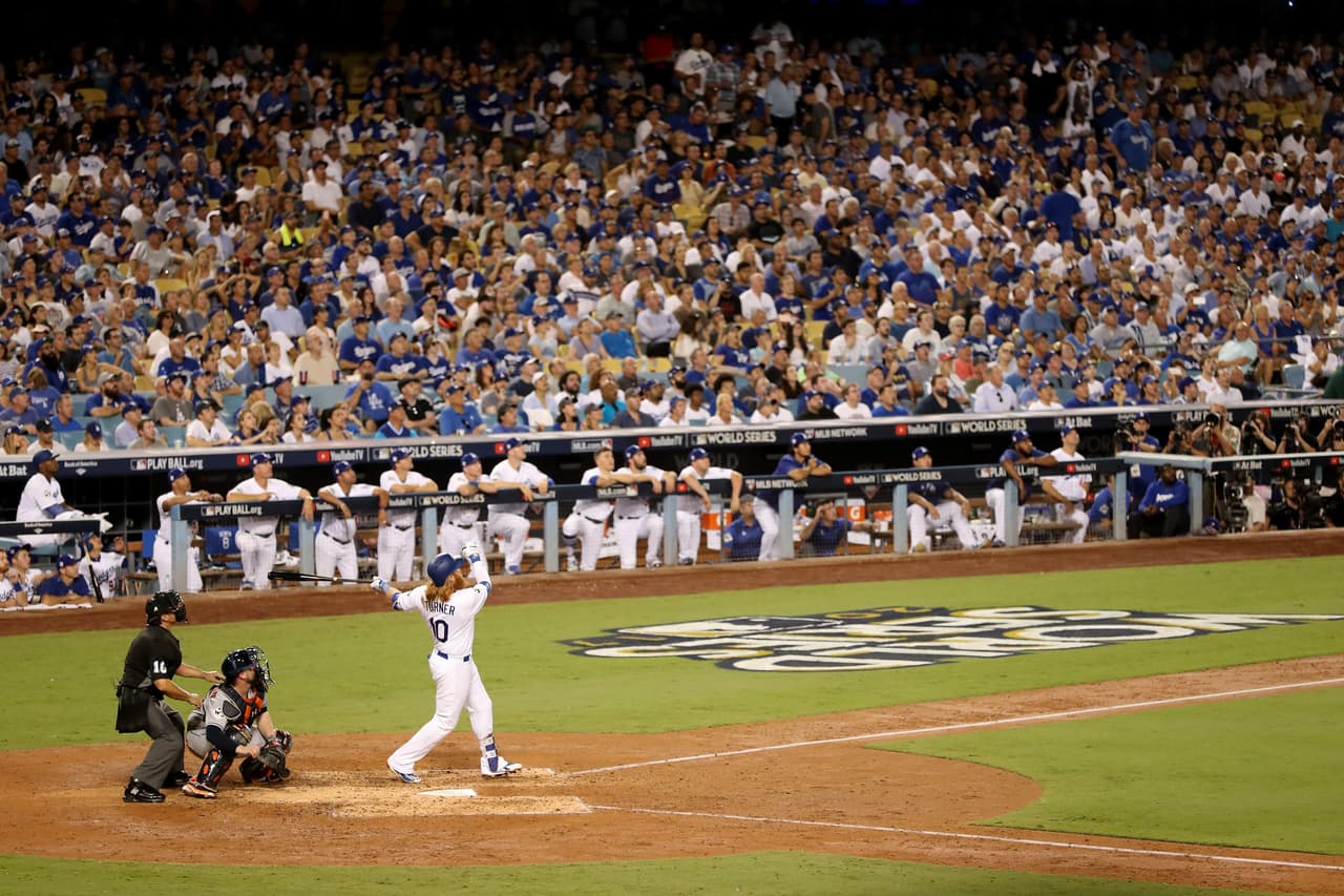 En medio de una jornada segura de Keuchel desde el montículo, el batazo contundente de Turner se robó el show.