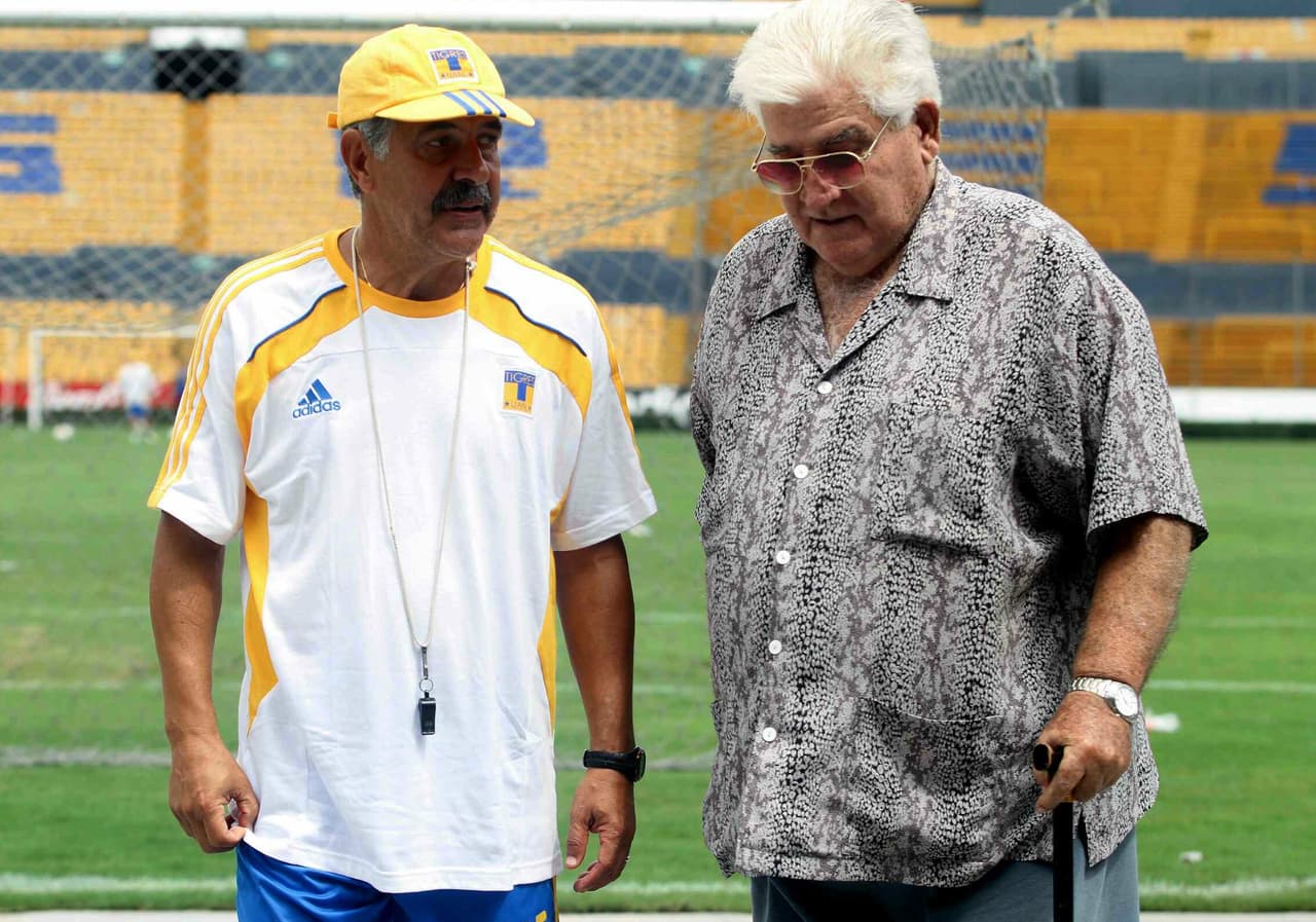 Carlos Miloc junto con Ricardo Ferretti