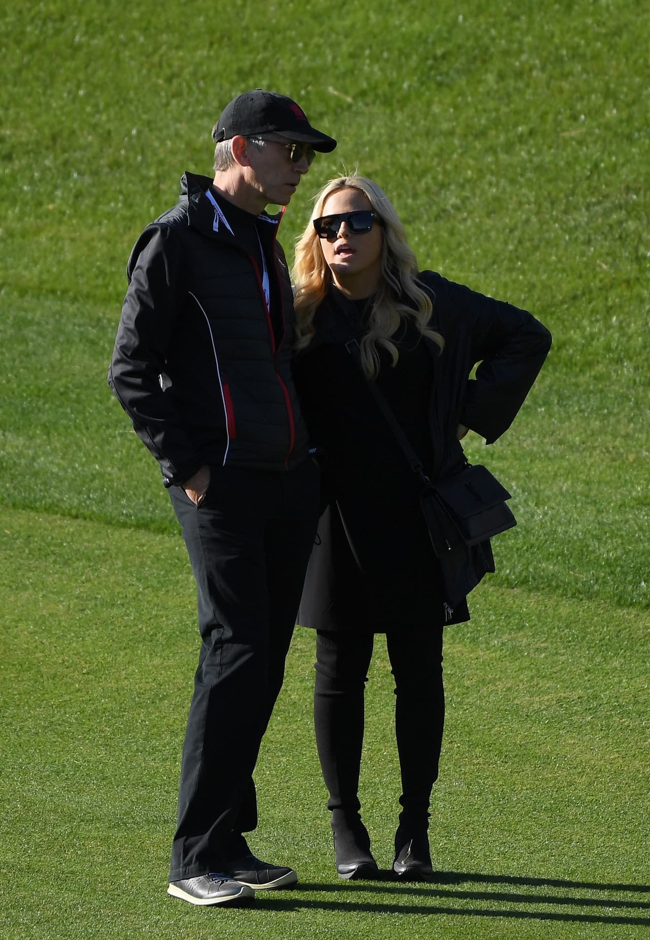 Amy Mickelson, esposa del perdedor de la apuesta, de seguro no estuvo muy contenta con esa derrota.