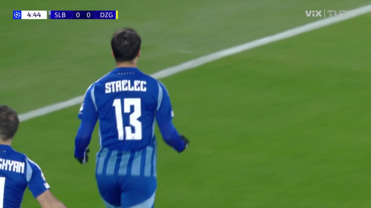 ¡Llegó el primero! David Strelec anota para Slovan